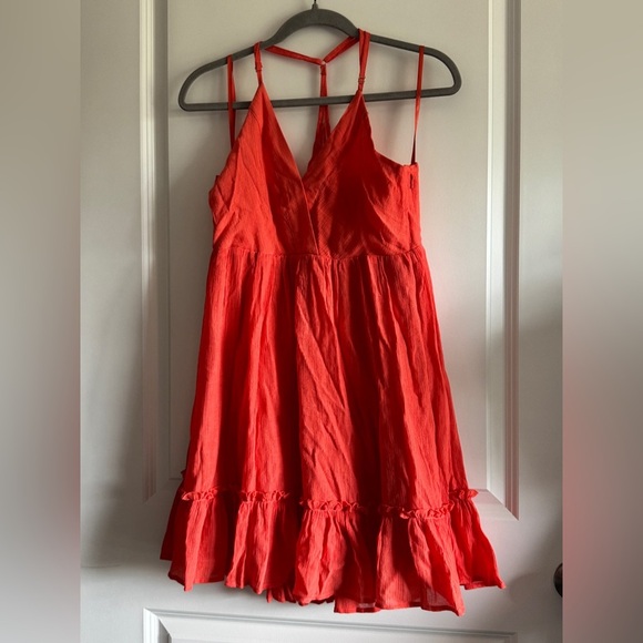 Elegant Red Mini Dress - Picture 2 of 9